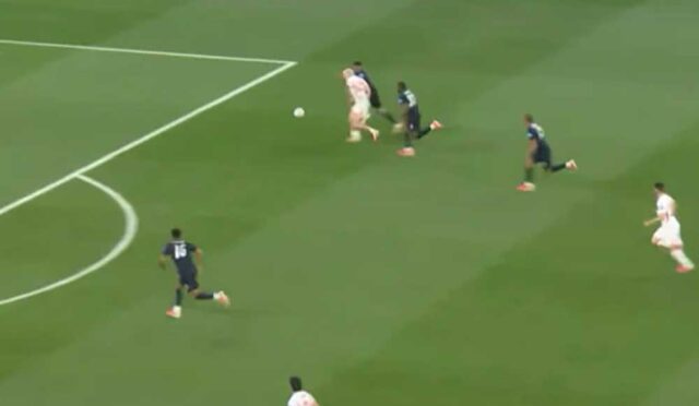 Azerbaycanlı Spiker Bile Çileden Çıktı