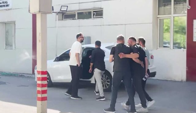 Haluk Levent Tır Garajında